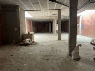 Local comercial en venta en Picassent