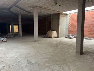 Local comercial en venta en Picassent