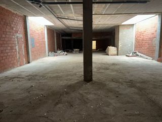 Local comercial en venta en Picassent