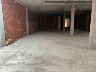 Local comercial en venta en Picassent