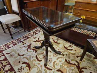 Mesa de jogo / Consola - ótimo estado