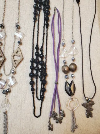 Lote bisutería 30 piezas