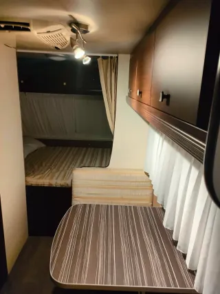 Caravana Across Arena 430 CDL