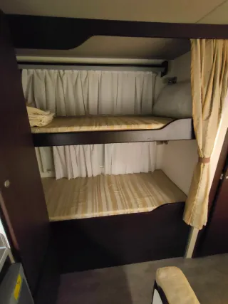 Caravana Across Arena 430 CDL