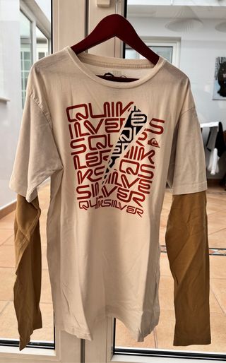 Camiseta Quiksilver manga larga beige y marrón
