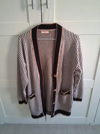 Conjunto chaqueta y top Bimani