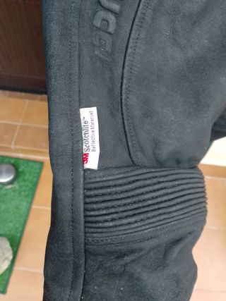 Pantalón de moto