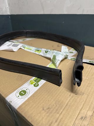 Junta Goma Capot BMW X1 F48 2015-2019