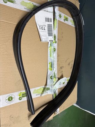 Junta Goma Capot BMW X1 F48 2015-2019