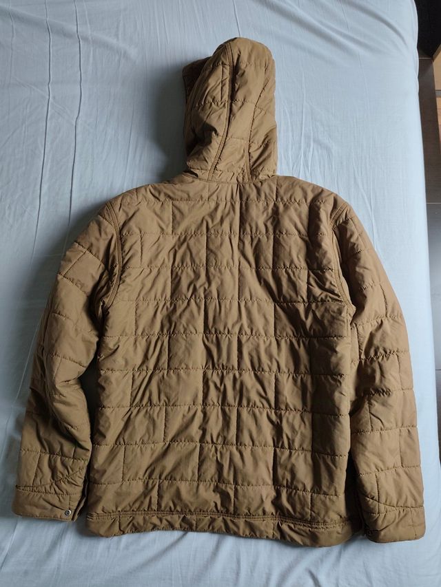 Chaqueta Carhartt acolchada con capucha