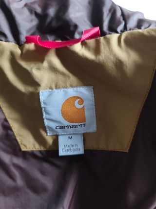 Chaqueta Carhartt acolchada con capucha