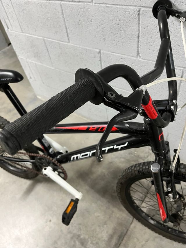 Bicicleta BMX Monty
