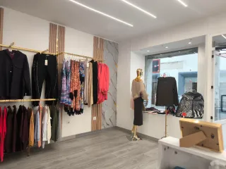 Se traspasa salón de belleza y boutique