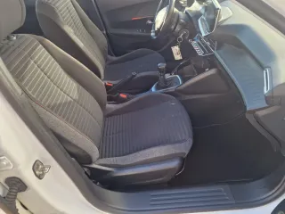 Peugeot 2008 HDI 110 CV