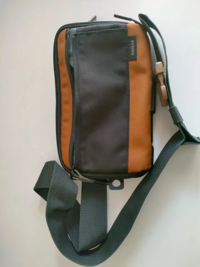 Riñonera Forclaz Marrón y Gris