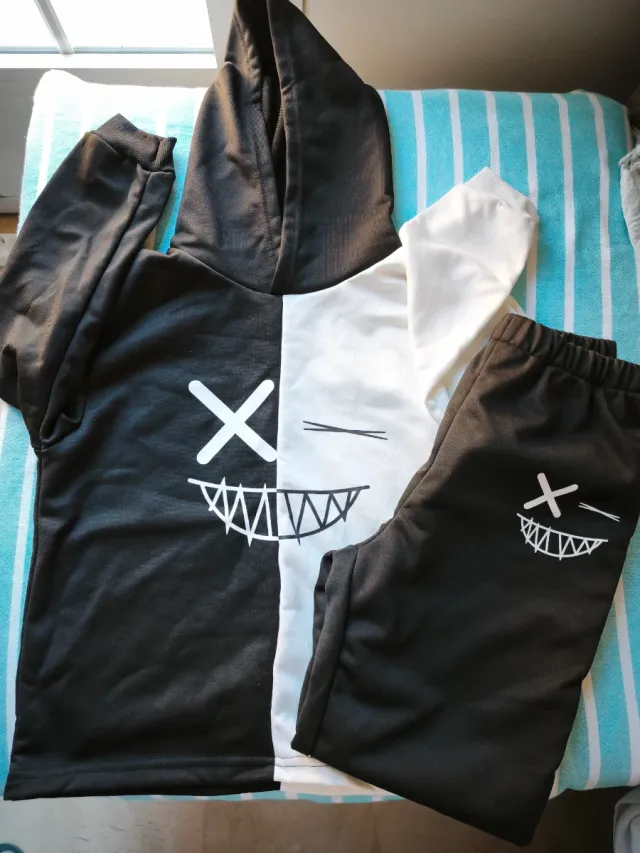 Conjunto Chándal talla 10 años nuevo