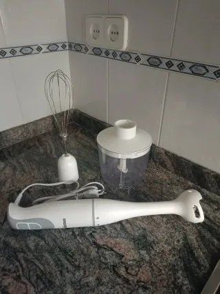 Batidora de mano Tristar con accesorios