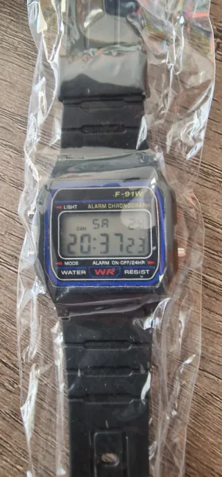 2 Relojes Mujer Oro y Plata