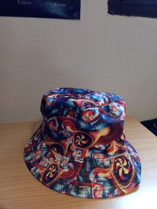 Sombrero pescador espacial