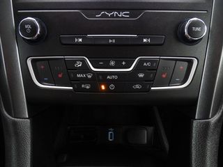 FORD Mondeo 2.0 TDCi 110kW (150CV) Titanium 235