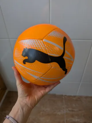 Balón Puma Naranja Muy poco uso