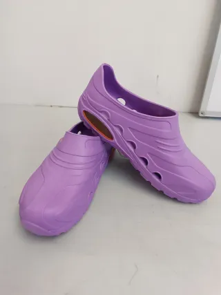 Zuecos Oxtpas Antideslizantes TALLA:45-46 E1Y4122