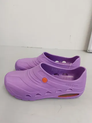 Zuecos Oxtpas Antideslizantes TALLA:45-46 E1Y4122