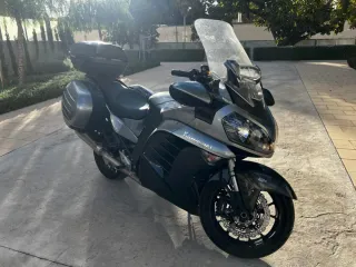 Kawasaki GTR 1400