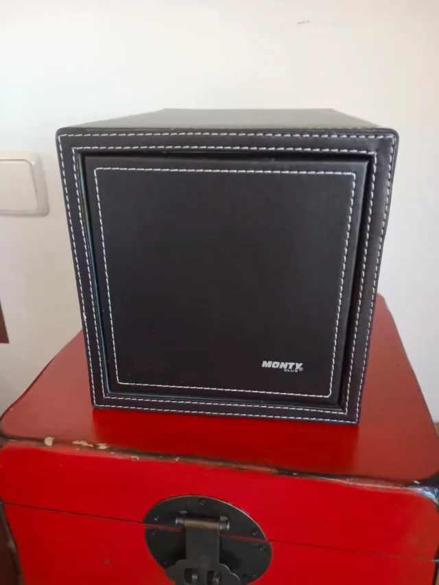 Caja de piel para CDs