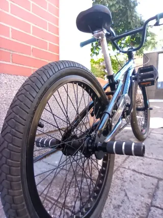 Bicicleta BMX
