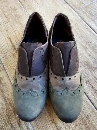 Scarpe in vera pelle marrone/verde