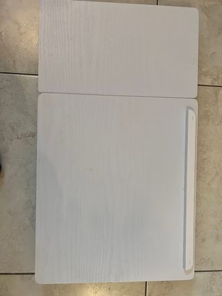 Mesa portátil ajustable blanca