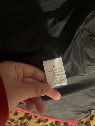 The North Face Plumas Rojo y Negro