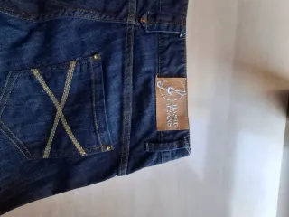 Pantalón vaquero Stradyvarius