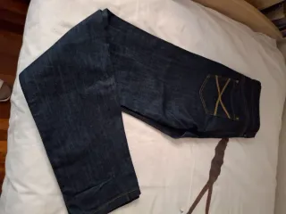 Pantalón vaquero Stradyvarius