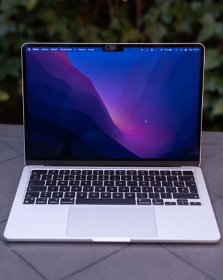 MacBook Air 13.6 M2 - Como nuevo