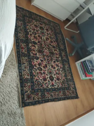 Alfombra lana beige y azul 1.53x1m