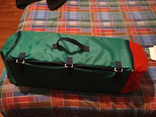 Cuna de viaje plegable