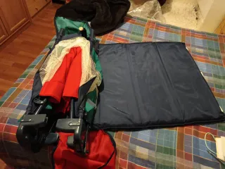 Cuna de viaje plegable