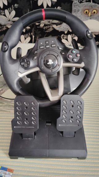 Volante y Pedales Hori PS4