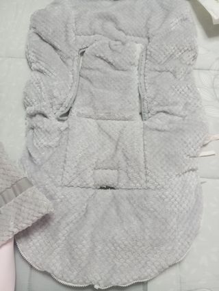 Saco para silla gris y rosa