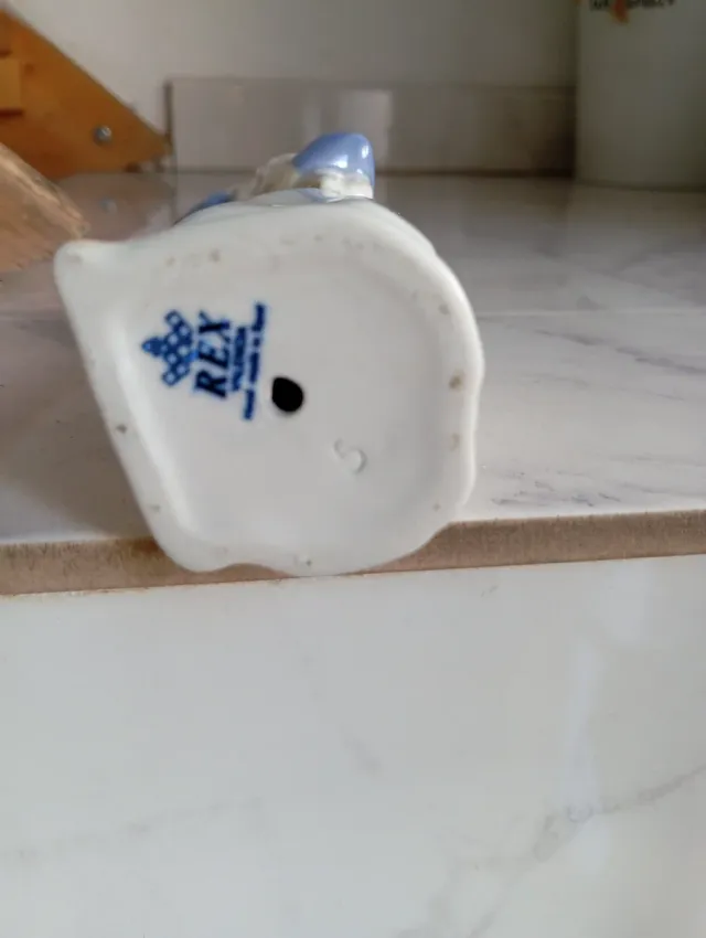 Figura Lladró Niña con Cordero