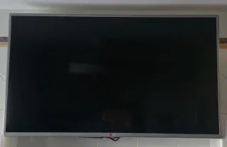 Televisión LG Plata