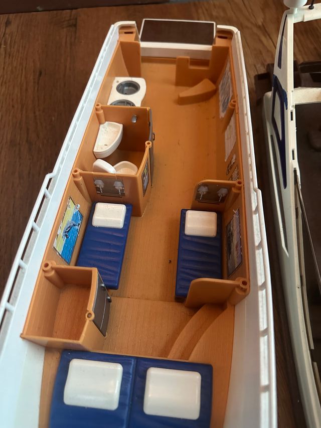 Yacht Motoscafo Giocattolo Vintage due piani