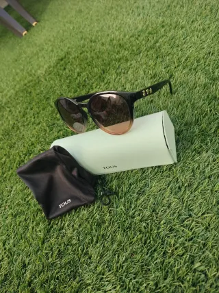 Gafas de sol Tous negras y marrones