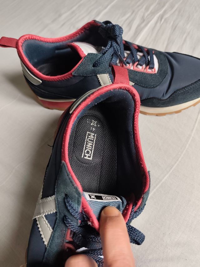 Zapatillas Munich Azul y Rojo