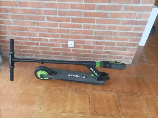 Patinete eléctrico Fundot
