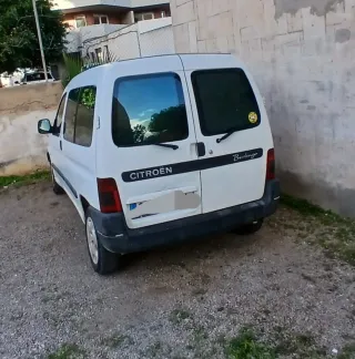Citroen Berlingo con modulo camper