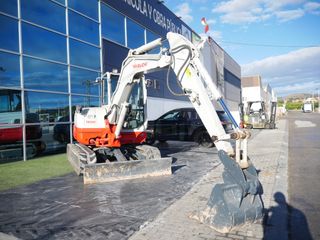 Excavadora Takeuchi TB 260