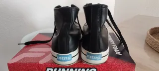 Zapatillas Mustang Polipiel Mujer Negras y Blancas